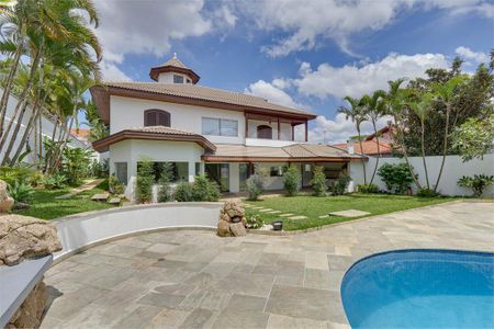 Casa à venda com 468m², 4 quartos e 6 vagas