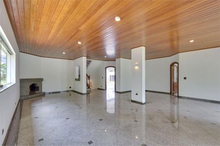 Casa à venda com 468m², 4 quartos e 6 vagas