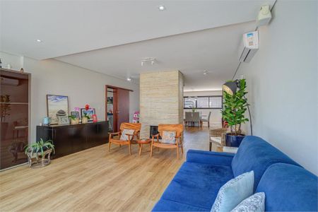 Casa à venda com 350m², 4 quartos e 6 vagas