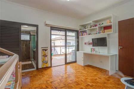 Casa à venda com 350m², 4 quartos e 6 vagas