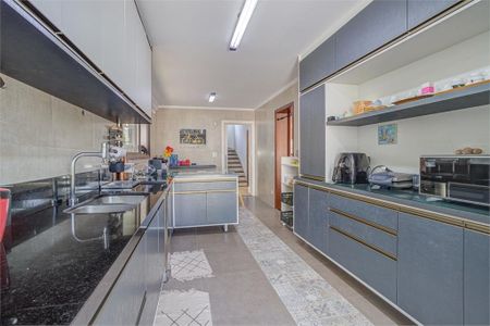 Casa à venda com 350m², 4 quartos e 6 vagas