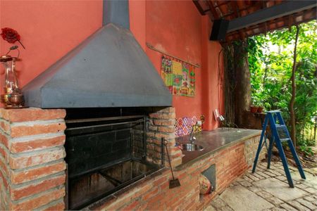 Casa à venda com 302m², 3 quartos e 8 vagas