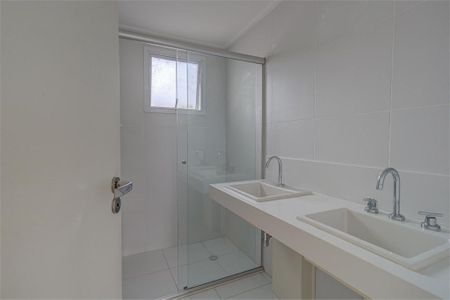 Apartamento à venda com 213m², 4 quartos e 4 vagas