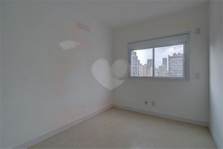 Apartamento à venda com 213m², 4 quartos e 4 vagas