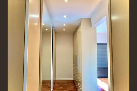 Apartamento à venda com 370m², 4 quartos e 5 vagas