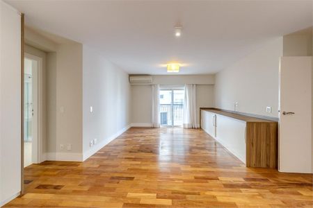 Apartamento à venda com 4 quartos, 317m² em Santo Amaro, São Paulo