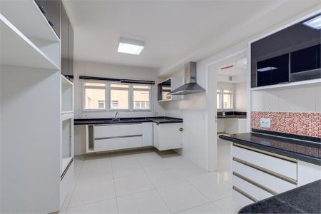 Apartamento à venda com 317m², 4 quartos e 4 vagas