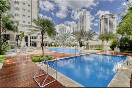 Apartamento à venda com 317m², 4 quartos e 4 vagas