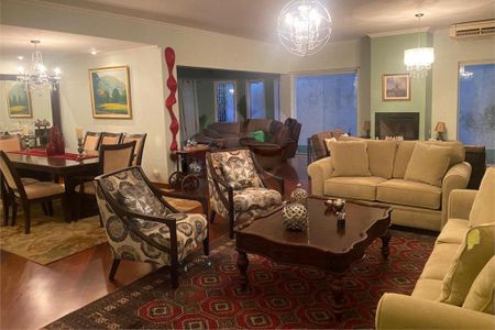 Casa à venda com 450m², 4 quartos e 2 vagas