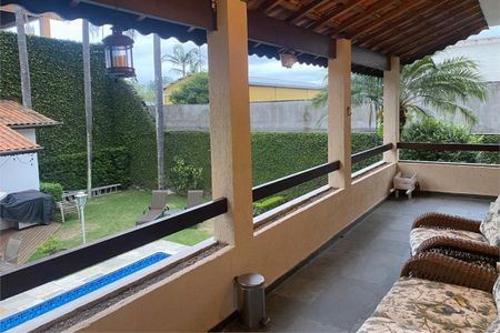 Casa à venda com 450m², 4 quartos e 2 vagas