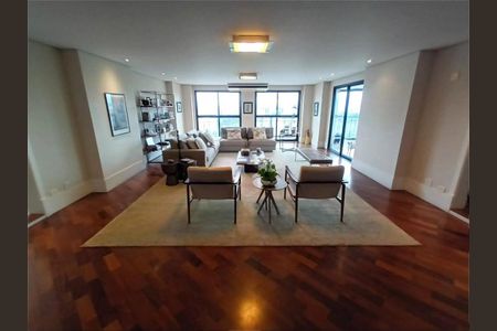 Apartamento à venda com 370m², 4 quartos e 5 vagas