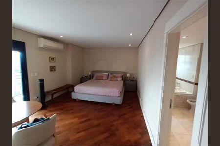 Apartamento à venda com 370m², 4 quartos e 5 vagas