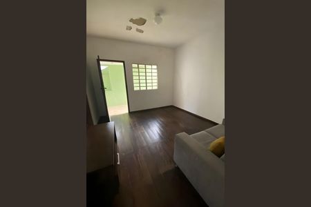 Casa à venda com 185m², 3 quartos e 2 vagas