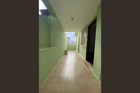 Casa à venda com 185m², 3 quartos e 2 vagas