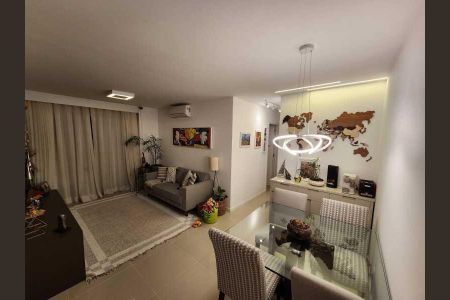 Apartamento à venda com 78m², 2 quartos e 1 vaga