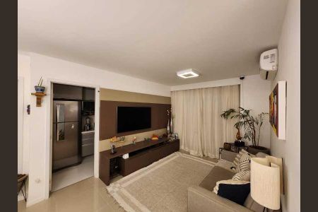 Apartamento à venda com 78m², 2 quartos e 1 vaga