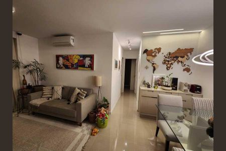 Apartamento à venda com 78m², 2 quartos e 1 vaga