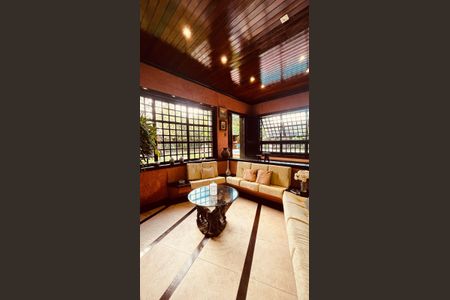 Sala de casa de condomínio à venda com 5 quartos, 385m² em Recreio dos Bandeirantes, Rio de Janeiro