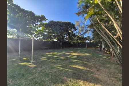 Casa de condomínio à venda com 800m², 4 quartos e 3 vagasÁrea externa