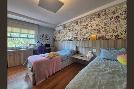 Casa de condomínio à venda com 800m², 4 quartos e 3 vagasSuite 2