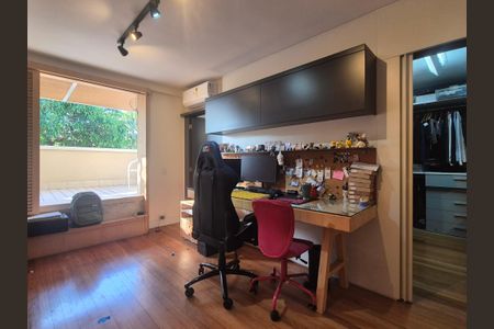 Casa de condomínio à venda com 800m², 4 quartos e 3 vagasSuite 3