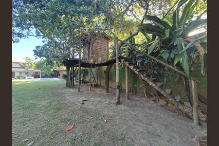 Casa de condomínio à venda com 800m², 4 quartos e 3 vagasÁrea externa