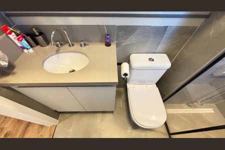 Apartamento à venda com 135m², 3 quartos e 2 vagasBanheiro da Suíte 3