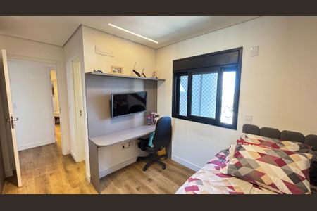 Apartamento à venda com 135m², 3 quartos e 2 vagasSuíte 3