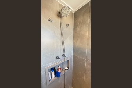 Apartamento à venda com 135m², 3 quartos e 2 vagasBanheiro da Suíte 1