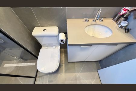 Apartamento à venda com 135m², 3 quartos e 2 vagasBanheiro da Suíte 2