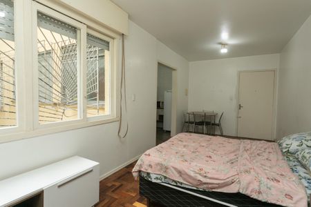Apartamento à venda com 42m², 1 quarto e sem vagaSala/Quarto