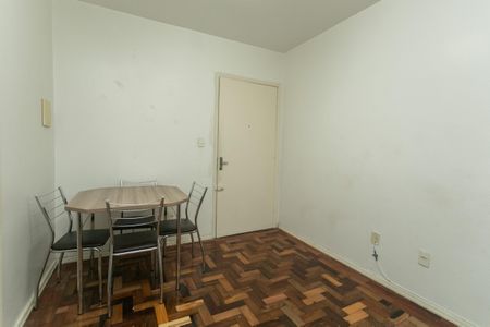 Apartamento à venda com 42m², 1 quarto e sem vagaSala/Quarto