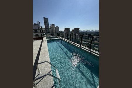 Apartamento à venda com 19m², 1 quarto e sem vaga Apartamento à venda com 19m², 1 quarto e sem vagaÁrea comum - Piscina