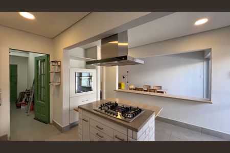 Casa para alugar com 190m², 4 quartos e 2 vagas Casa para alugar com 190m², 4 quartos e 2 vagasCozinha