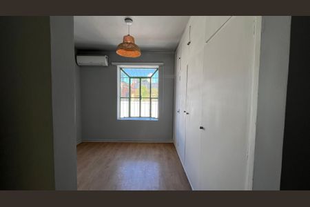 Casa para alugar com 190m², 4 quartos e 2 vagas Casa para alugar com 190m², 4 quartos e 2 vagasQuarto 2
