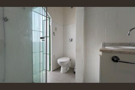 Casa para alugar com 190m², 4 quartos e 2 vagas Casa para alugar com 190m², 4 quartos e 2 vagasBanheiro Social