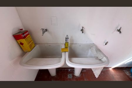 Casa para alugar com 190m², 4 quartos e 2 vagas Casa para alugar com 190m², 4 quartos e 2 vagasÁrea de Serviço