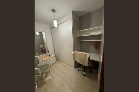 Casa de condomínio à venda com 62m², 2 quartos e 1 vaga Casa de condomínio à venda com 62m², 2 quartos e 1 vagaQuarto