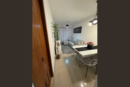 Casa de condomínio à venda com 62m², 2 quartos e 1 vaga Casa de condomínio à venda com 62m², 2 quartos e 1 vagaSala