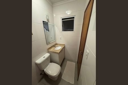 Casa de condomínio à venda com 62m², 2 quartos e 1 vaga Casa de condomínio à venda com 62m², 2 quartos e 1 vagaBanheiro