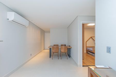 Apartamento à venda com 174m², 2 quartos e 2 vagasSala