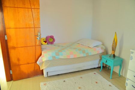 Casa à venda com 179m², 4 quartos e 2 vagasQuarto 2