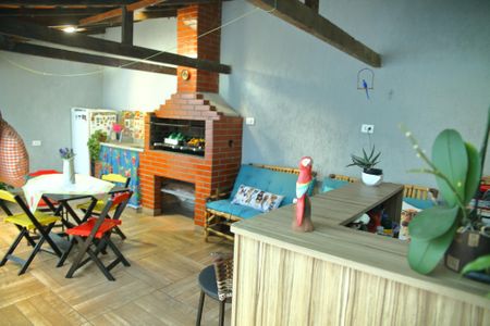 Casa à venda com 179m², 4 quartos e 2 vagasÁrea comum