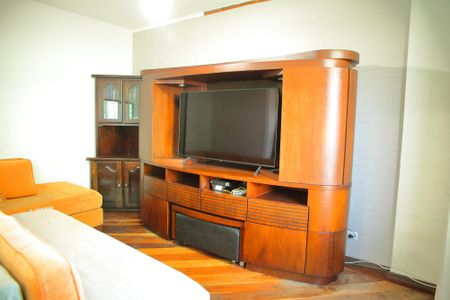 Casa à venda com 179m², 4 quartos e 2 vagasSala 2