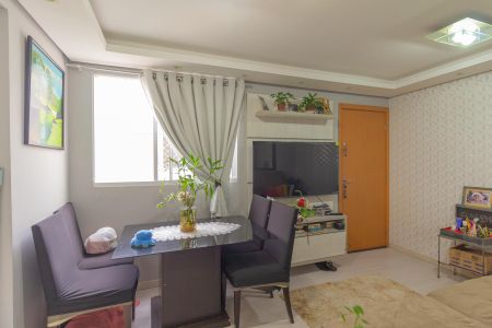 Apartamento à venda com 42m², 2 quartos e 1 vaga Apartamento à venda com 42m², 2 quartos e 1 vagaSala
