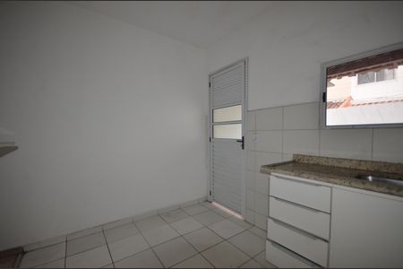 Casa para alugar com 63m², 2 quartos e 1 vagaCozinha