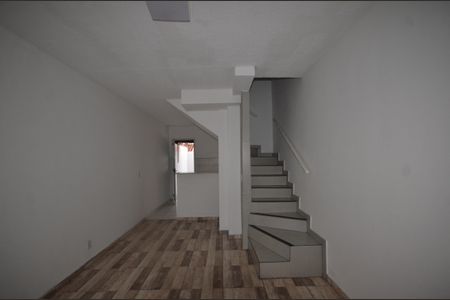 Sala de casa para alugar com 2 quartos, 63m² em Campo Grande, Rio de Janeiro