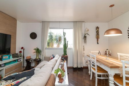 Apartamento à venda com 69m², 3 quartos e 1 vagaSala