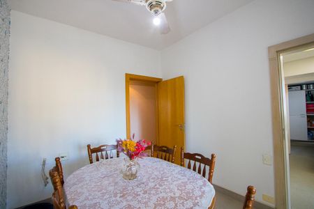 Apartamento à venda com 320m², 4 quartos e 2 vagasCopa