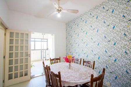 Apartamento à venda com 320m², 4 quartos e 2 vagasCopa